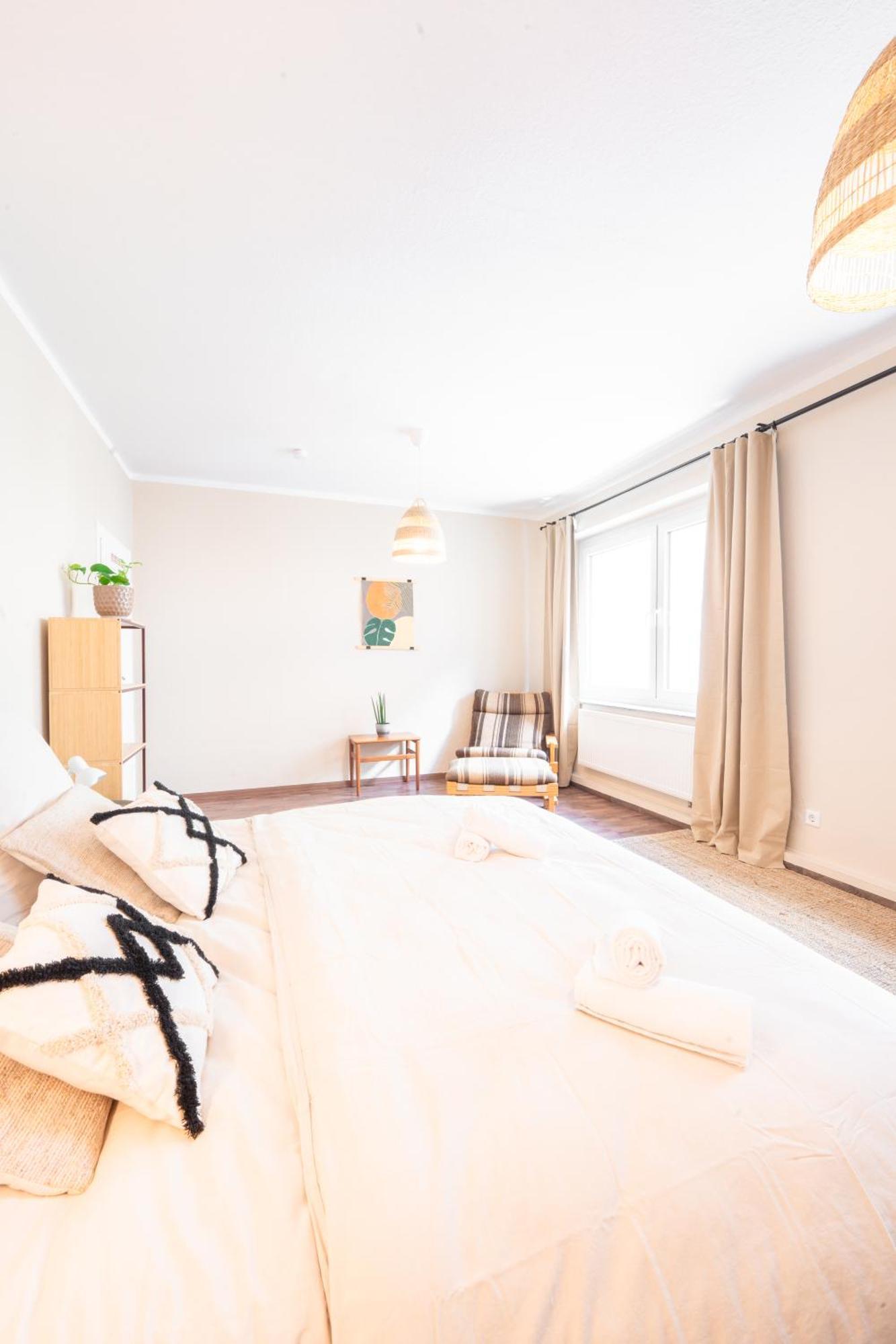 -Super Zentrales Zimmer- Direkt An Der Lutter! Bielefeld Exteriör bild