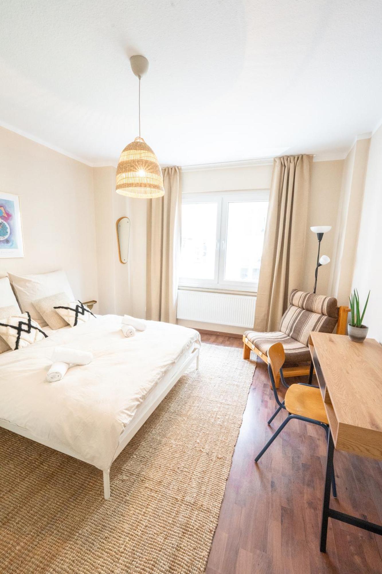 -Super Zentrales Zimmer- Direkt An Der Lutter! Bielefeld Exteriör bild
