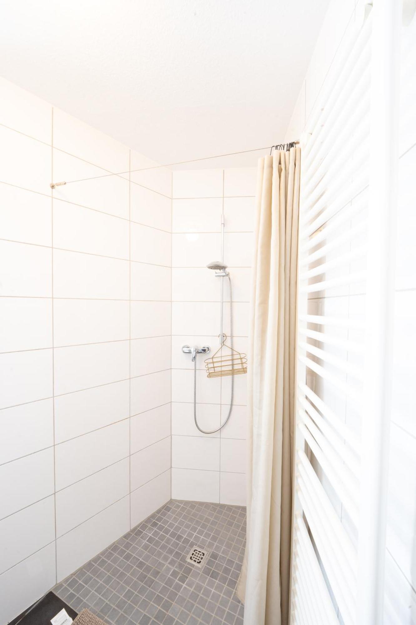 -Super Zentrales Zimmer- Direkt An Der Lutter! Bielefeld Exteriör bild